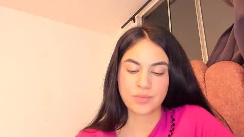 Snapshot of laura_soe chatting on 03/19/26, 12:47 LAURA SOE online show from 03/19/26, 12:47