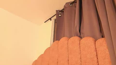 Snapshot of laura_soe chatting on 03/21/26, 09:58 LAURA SOE online show from 03/21/26, 09:58