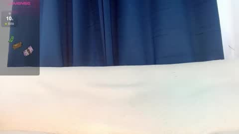 Laura online show from 10/29/25, 02:41