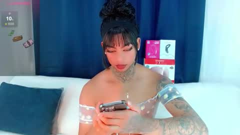 Laura online show from 02/08/26, 07:12