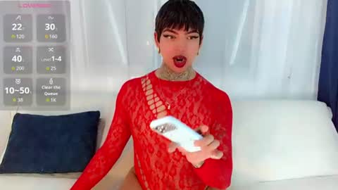Laura online show from 07/18/26, 07:56