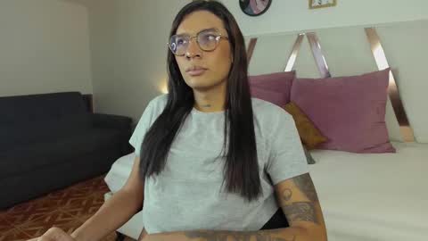 lauraagomezz__ online show from 03/10/25, 07:07