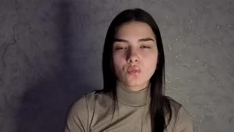 Laura online show from 01/19/26, 12:20