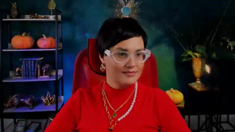 Snapshot of lauradavidsons chatting on 10/31/25, 05:36 lauradavidsons online show from 10/31/25, 05:36