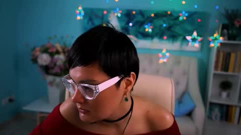 Snapshot of lauradavidsons chatting on 11/02/25, 04:20 lauradavidsons online show from 11/02/25, 04:20