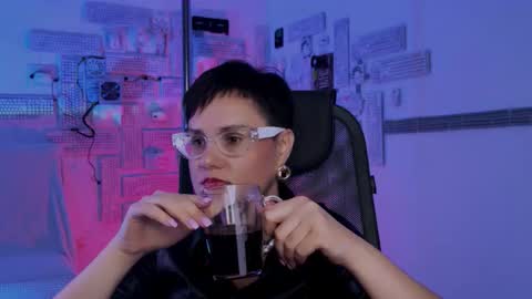 Snapshot of lauradavidsons chatting on 11/09/25, 05:00 lauradavidsons online show from 11/09/25, 05:00