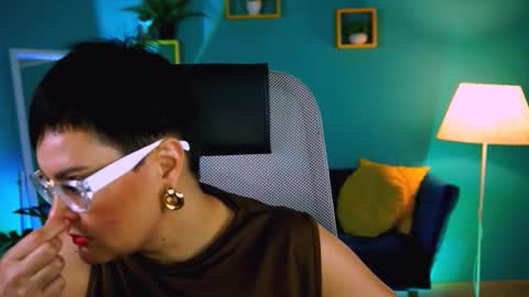 Snapshot of lauradavidsons chatting on 11/16/25, 06:35 lauradavidsons online show from 11/16/25, 06:35