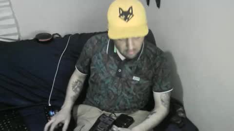 Snapshot of lauradecuada2 chatting on 04/10/26, 07:35 lauradecuada2 online show from 04/10/26, 07:35