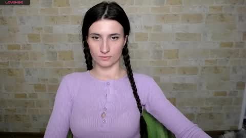 Laura online show from 02/10/25, 11:46