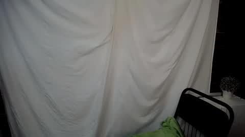 Laura online show from 02/13/25, 11:17