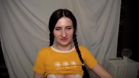 Laura online show from 02/14/25, 01:08