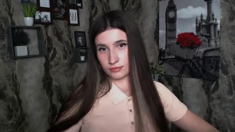 Laura online show from 01/16/26, 07:40