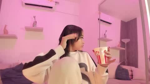 Lau online show from 09/16/25, 12:06