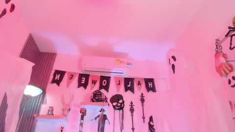 Lau online show from 10/24/25, 12:12