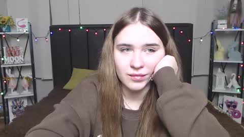 LauraHlot online show from 01/26/25, 01:52