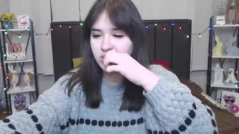 LauraHlot online show from 01/30/25, 01:44