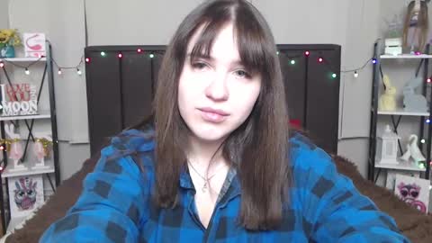 LauraHlot online show from 02/11/25, 12:59