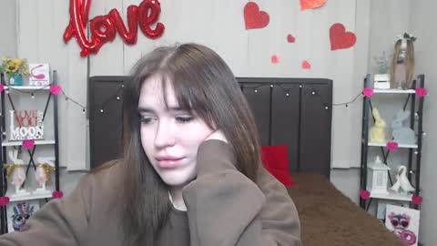 LauraHlot online show from 02/13/25, 10:22