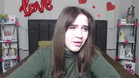 LauraHlot online show from 02/21/25, 04:07