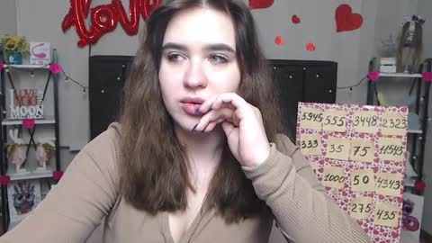 LauraHlot online show from 02/28/25, 12:54