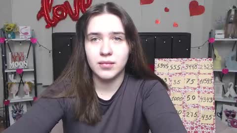 LauraHlot online show from 03/01/25, 09:15