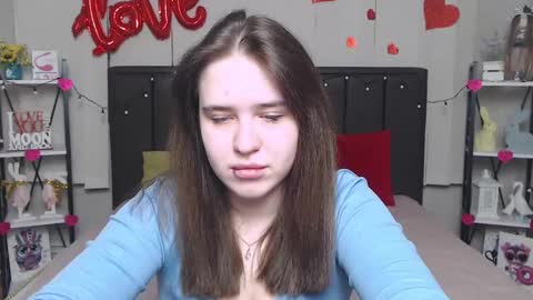 LauraHlot online show from 03/09/25, 09:36