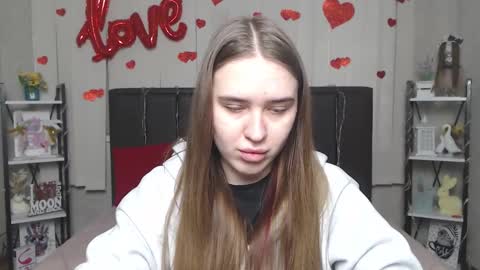 LauraHlot online show from 02/22/26, 10:25