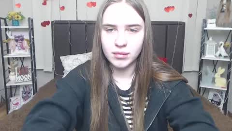 Snapshot of laurahlot chatting on 05/31/26, 06:09 LauraHlot online show from 05/31/26, 06:09