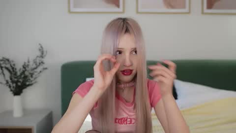 Laura online show from 10/03/25, 08:00