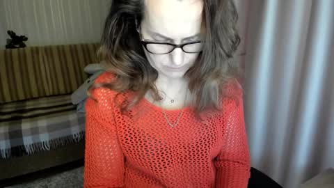 Lauraoven1 online show from 01/15/26, 10:42