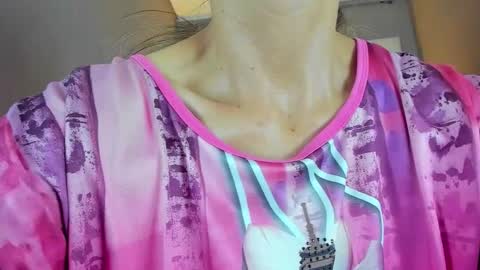 Laura Sofia online show from 02/06/26, 03:59