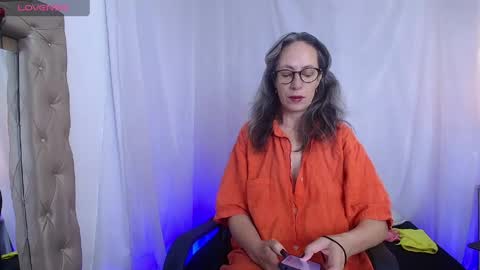 Laura Sofia online show from 05/14/26, 10:44