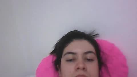 lauratobon6 online show from 06/17/26, 06:49