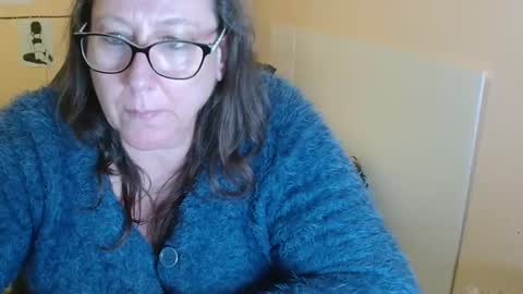 laureanne online show from 12/10/24, 04:06