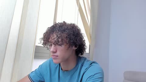 Laureent online show from 12/21/24, 03:42