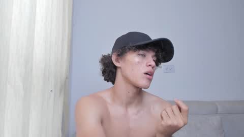 Laureent online show from 12/30/24, 05:44