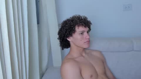 Laureent online show from 02/11/25, 05:47