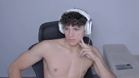 Laureent online show from 10/02/25, 09:44