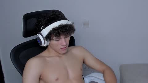 Laureent online show from 10/30/25, 09:48