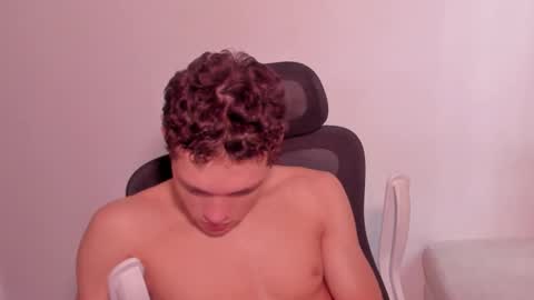 Laureent online show from 03/15/26, 06:58