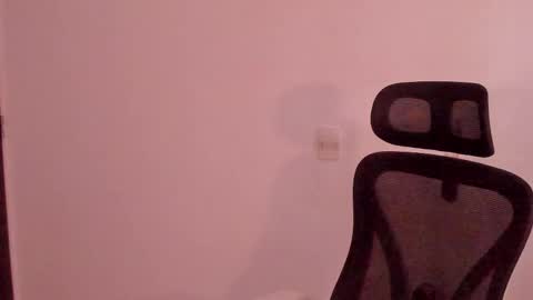 Laureent online show from 03/20/26, 09:41