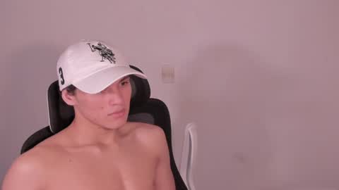 Laureent online show from 04/30/26, 08:57