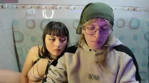 Laures666 online show from 06/19/26, 10:08