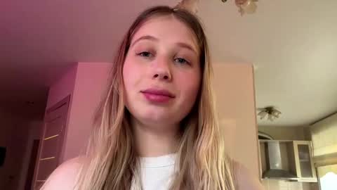 Snapshot of laurelpitney chatting on 04/23/26, 12:26 Chrissy online show from 04/23/26, 12:26