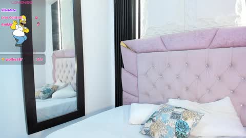 Laurem online show from 01/07/25, 07:06