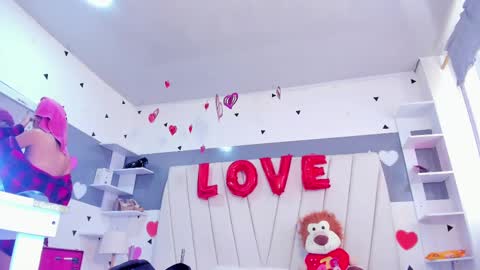 Laurem online show from 03/01/25, 01:29