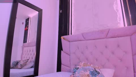 Laurem online show from 03/08/25, 07:09