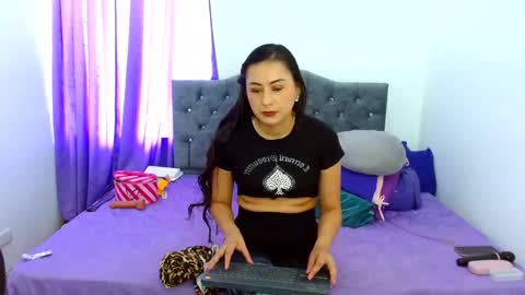 Lauren online show from 11/03/25, 08:43