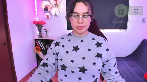  Im Lauren  independent model   online show from 12/21/24, 11:55