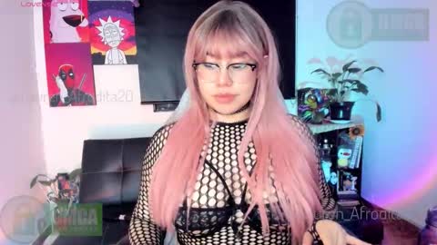 Snapshot of lauren_afrodita chatting on 02/24/26, 04:54 Im Lauren independent model online show from 02/24/26, 04:54